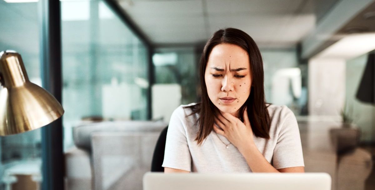 what causes laryngitis