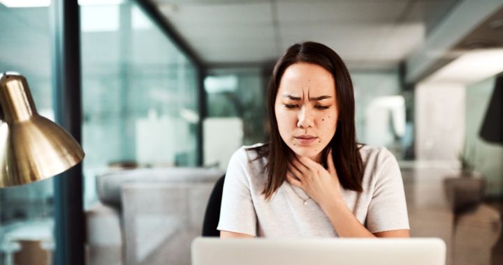 what causes laryngitis